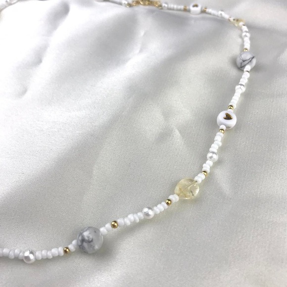 The ‘Heart Of Gold’ Necklace - Picture 3 of 4